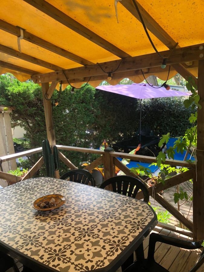 Mobil Home Climatise Camping 4* Le Grau Du Roi Les Jardins De Tivoli Exterior foto