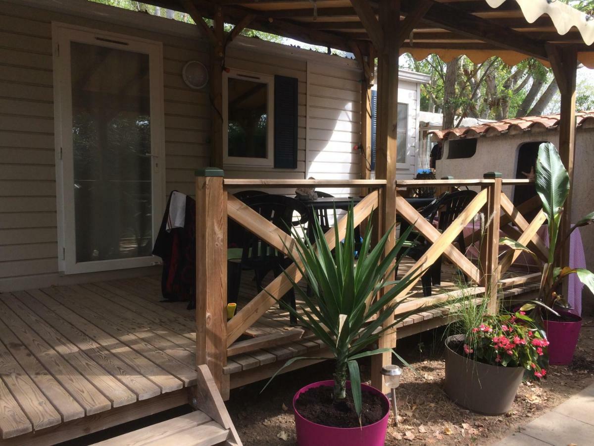 Mobil Home Climatise Camping 4* Le Grau Du Roi Les Jardins De Tivoli Exterior foto